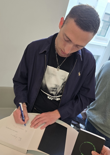 Simon Johannin en dédicaces