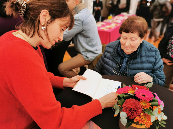 dédicace de Laure Coromines