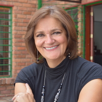 Gloria Bernal Avecedo